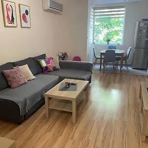 Geri Apartament