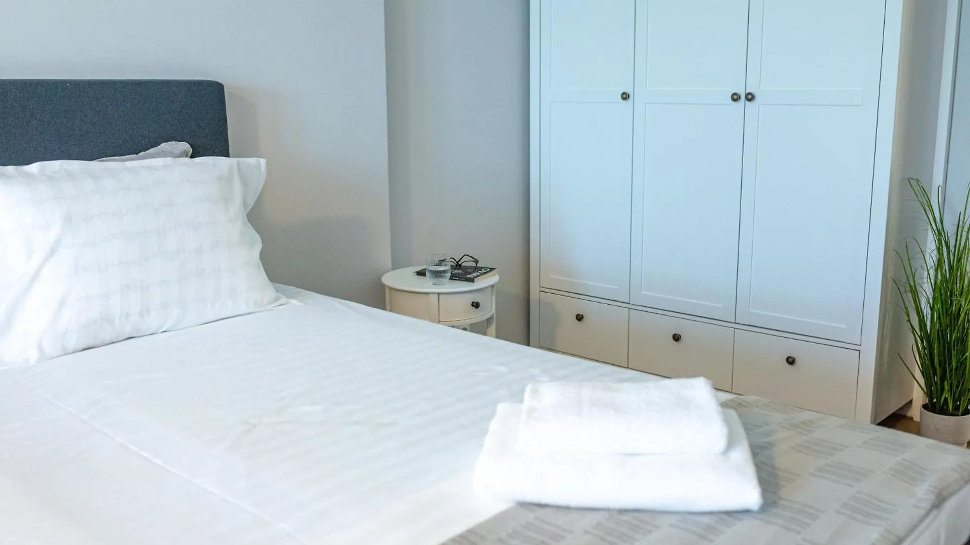 Apartament Луксозен Апартамент В Модерна Сграда -Молимаркс Делукс Апартамент Бургас Bułgaria
